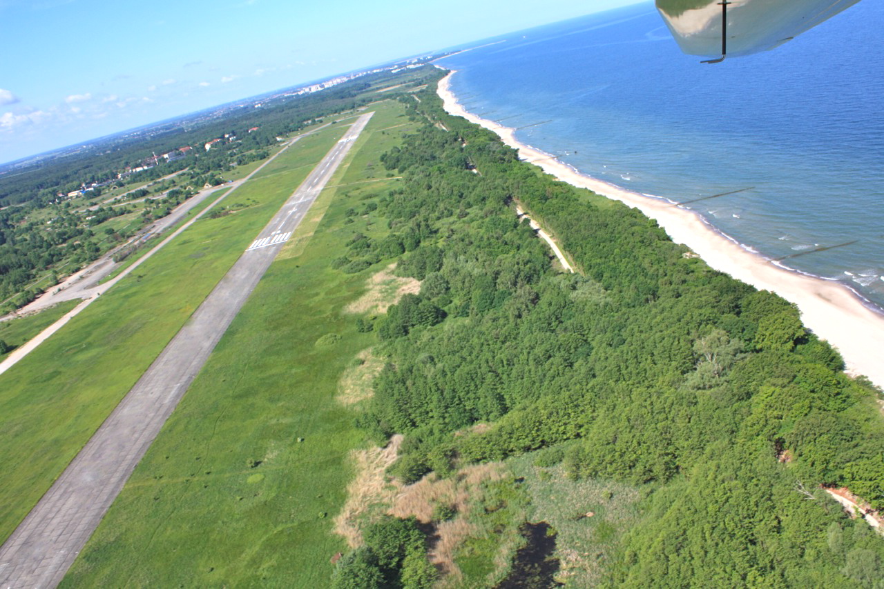 You are currently viewing Lotnisko w Bagiczu wystartowało. Na Bornholm samolotem?