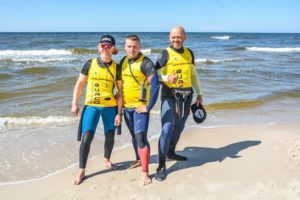 Read more about the article Trójka kitesurferów spróbuje jutro popłynąć na Bornholm. My trzymamy kciuki!
