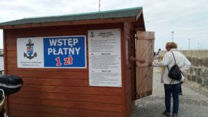Read more about the article Wejście na falochron wschodni w porcie płatne. Z wyjątkami