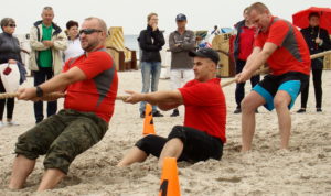 Read more about the article Zawody w Przeciąganiu Liny (+zdjęcia)