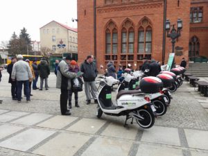 Read more about the article Dziś ruszyła wypożyczalnia elektrycznych skuterów na minuty