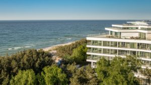 Read more about the article Nowy rekord cenowy za wakacyjną nieruchomość padł wcale nie w Kołobrzegu czy w Sopocie, ale w dużo mniejszym Mielnie