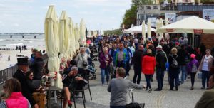 Read more about the article Według jednego z portali turystycznych Kołobrzeg na majówkę wybrało mniej osób niż rok temu. Skorzystały mniejsze miejscowości