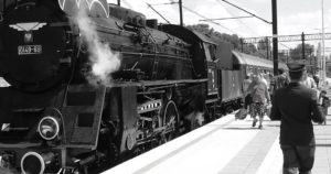 Read more about the article Pociąg Pirat z zabytkową lokomotywą zameldował się w Kołobrzegu (+zdjęcia, wideo)