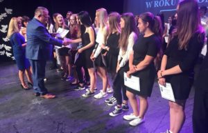 Read more about the article Ponad dwustu uczniów ze stypendium prezydenta. Kwoty od 200 do 700 zł