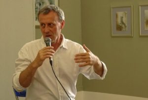 Read more about the article Piątek, sala koncertowa ratusza, W. Czaplewski „Książeczka rodzaju”, godz. 17, wstęp wolny