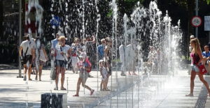 Read more about the article Jest regulamin korzystania z miejskich fontann. Przynajmniej w przypadku jednej będzie go trudno wyegzekwować