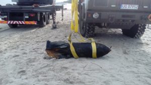 Read more about the article Trwa akcja wydobycia niebezpiecznej amunicji z dna Bałtyku. Pierwsza bomba już na brzegu