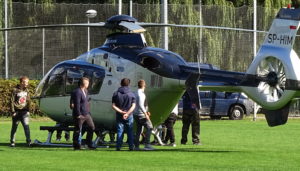 Read more about the article Helikopter zakłócił wczorajsze uroczystości otwarcia stadionu. To była pomyłka pilota