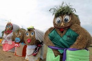 Read more about the article W sobotę Dożynki w Ustroniu Morskim. Witacze przy drodze już stoją i zapraszają (+program)