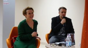 Read more about the article Spotkanie ze znaną pisarką, Elżbietą Cherezińską, w kołobrzeskiej bibliotece