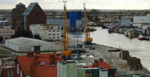 Read more about the article Dobry wynik kołobrzeskiego portu. Przypływa głównie kruszywo, a odpływa drewno