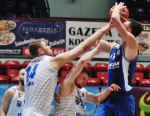 Read more about the article Pogoń Pokonana (relacja pomeczowa)