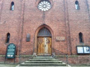 Read more about the article Poniedziałek, mały kościół nad rzeką, Koncert Kolęd w wykonaniu uczniów Szkoły Muzycznej, godz. 17, wstęp wolny