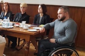 Read more about the article Osoby z niepełnosprawnościami będą konsultować projekty miejskich inwestycji