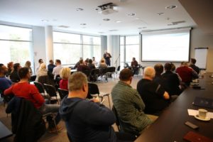 Read more about the article Przed sezonem. Owocne spotkanie gestorów branży turystycznej i gminnych urzędników