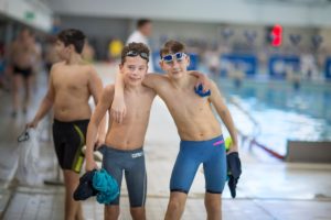 Read more about the article Sukcesy naszych pływaków. Startowali w Koszalinie i Poznaniu