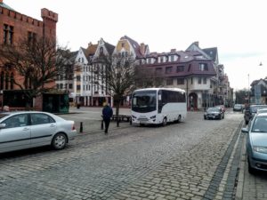 Read more about the article Koniec z parkowaniem autobusów przy ratuszu