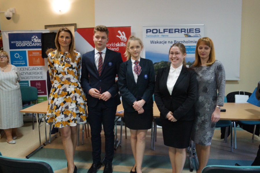 You are currently viewing XI Olimpiada Wiedzy Hotelarskiej. Tytuł Mistrza Wiedzy Hotelarskiej pojechał do Gdyni