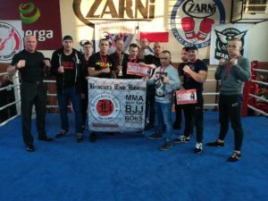 Read more about the article Z Mistrzostw Polski zawodnicy sekcji Muay Thai Bersekers Team Kołobrzeg wrócili z workiem medali
