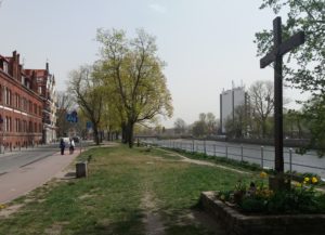 Read more about the article Radni zdecydowali. Umocnienia Parsęty wzdłuż ul. Rzecznej to od dziś Bulwar im. księdza prałata Józefa Słomskiego