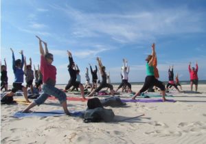 Read more about the article Niedziela, molo, Światowy Dzień Jogi, godz. 18, wstęp wolny