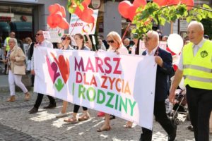 Read more about the article 9 czerwca Kołobrzeski Marsz dla Życia i Rodziny. Wieczorem koncert kapeli góralskiej „Hora”