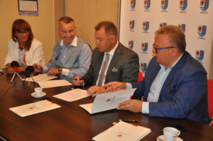 Read more about the article Pieniądze na modernizację sali gimnastycznej w „Sienkiewiczu”