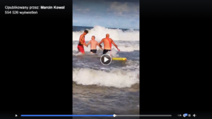 Read more about the article Awantura i szamotanina na plaży. Pijany mężczyzna nie chciał wyjść z morza (wideo)