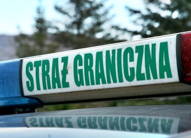 You are currently viewing Jego „styl” jazdy wskazywał, że może być pod wpływem alkoholu. Zatrzymali go strażnicy graniczni