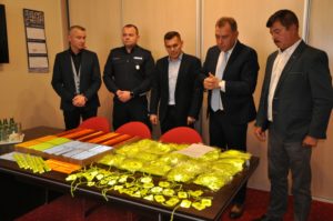 Read more about the article 4 tys. darmowych odblasków czeka na mieszkańców powiatu.”Odbierz odblask. Bądź widoczny na drodze”