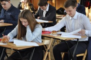 Read more about the article VII Wojewódzki Konkurs Wiedzy o Rotmistrzu Witoldzie Pileckim (wyniki)