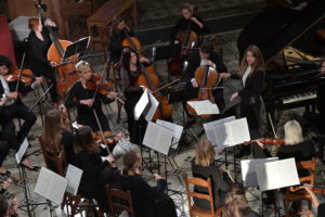 Read more about the article Kołobrzeska Orkiestra Kameralna zagrała „na morzu” i w kościele świętego Jana w Sztokholmie