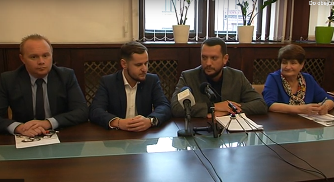 You are currently viewing Spór w Komisji Rewizyjnej. Część radnych zarzuca jej upolitycznienie