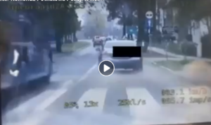 Read more about the article „Rajd” ulicą 6. Dywizji Piechoty zakończony mandatem i 10 punktami karnymi (wideo)