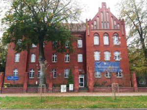 Read more about the article Szkoła muzyczna w „koszarowcu” przy ul. Artyleryjskiej 1? Trzymamy za słowo