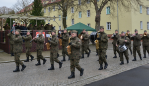 Read more about the article Niedziela, koszary przy Koszalińskiej, piknik wojskowy „Służymy Niepodległej”, godz. 10, wstęp wolny