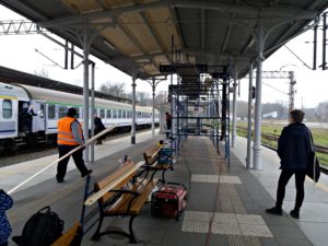 Read more about the article Naprawa zadaszenia nad drugim peronem dworca PKP