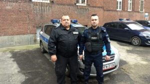 Read more about the article Informacja o próbie samobójczej przyszła z Warszawy. Kołobrzescy policjanci uratowali kobietę w ostatniej chwili