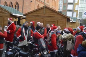 Read more about the article Motopaczka klubu Voyager w sobotę. Tym razem motocykliści obdarują seniorów