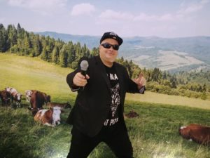 Read more about the article Stand Up w wykonaniu jednej z najbarwniejszych postaci polskiego rock&rolla. Skiba wystąpi w klubie Centrala