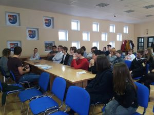 Read more about the article W szkołach przygotowania do wyborów. 24 stycznia uczniowie wybiorą swoich przedstawicieli do Młodzieżowej Rady Miasta