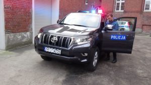 Read more about the article Nowe auto dla techników kryminalistyki z Kołobrzegu. Zapłaciła za nie Komenda Główna Policji