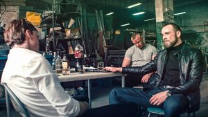 Read more about the article Przy Łopuskiego grają „Jak zostałem gangsterem. Historia prawdziwa”. Na co jeszcze można się wybrać do kina Wybrzeże? (zwiastuny)