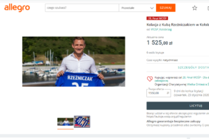 Read more about the article WOŚP: Już ponad 1,5 tys. zł trzeba zapłacić za kolację z Jakubem Rzeźniczakiem. Co jeszcze można wylicytować dla Orkiestry?