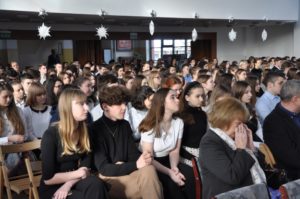 Read more about the article Święto szkoły w „Koperniku” (zdjęcia)