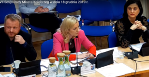 Read more about the article Radny Jacek Woźniak bez ogródek o odejściu radnej Zielińskiej. Przesadził?