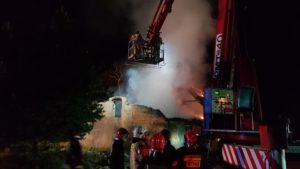 Read more about the article W Ołużnej (gmina Gościno) doszczętnie spłonął dom. To było podpalenie?