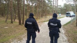 Read more about the article Pracowity weekend policji. Mandaty za lekceważenie walki z koronawirusem