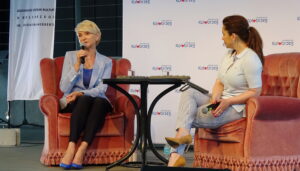 Read more about the article Wakacje z kulturą: Beata Tadla rozmawia z prezydent Kołobrzegu, Anną Mieczkowską (zapis wideo spotkania+zdjęcia)